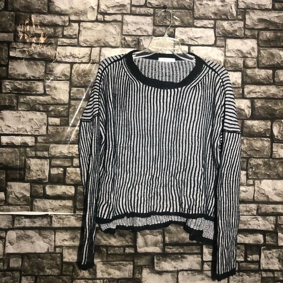 Don’t Ask Why Sweater Black & White - Picture 1 of 4